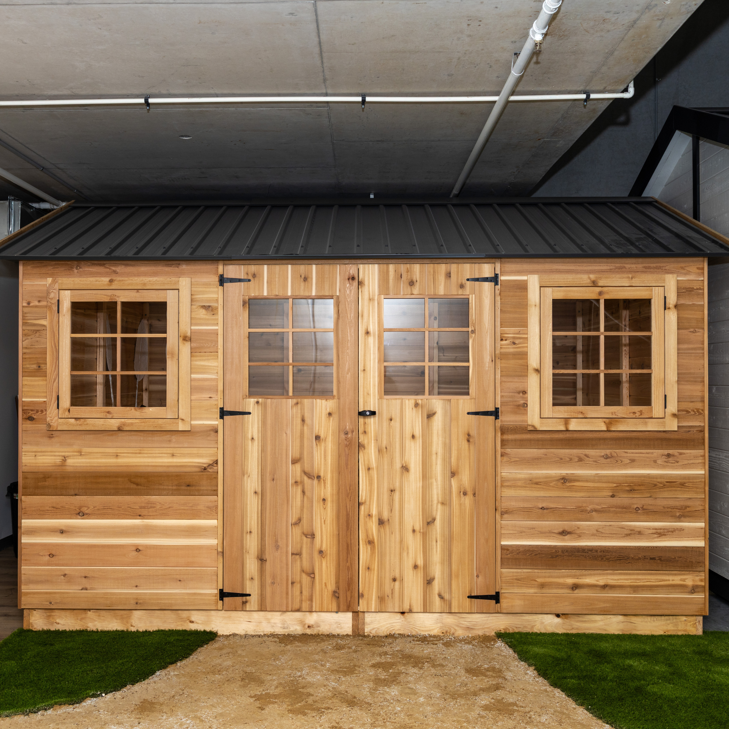 Cedar Wood Guide: Why Cedar Sheds Breathe, Seepage Explained & Painting Tips